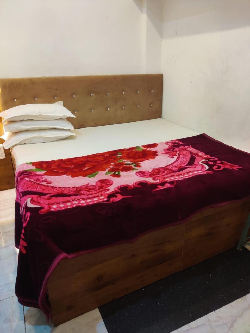 Hotel Amritam Inn Ujjain Buitenkant foto