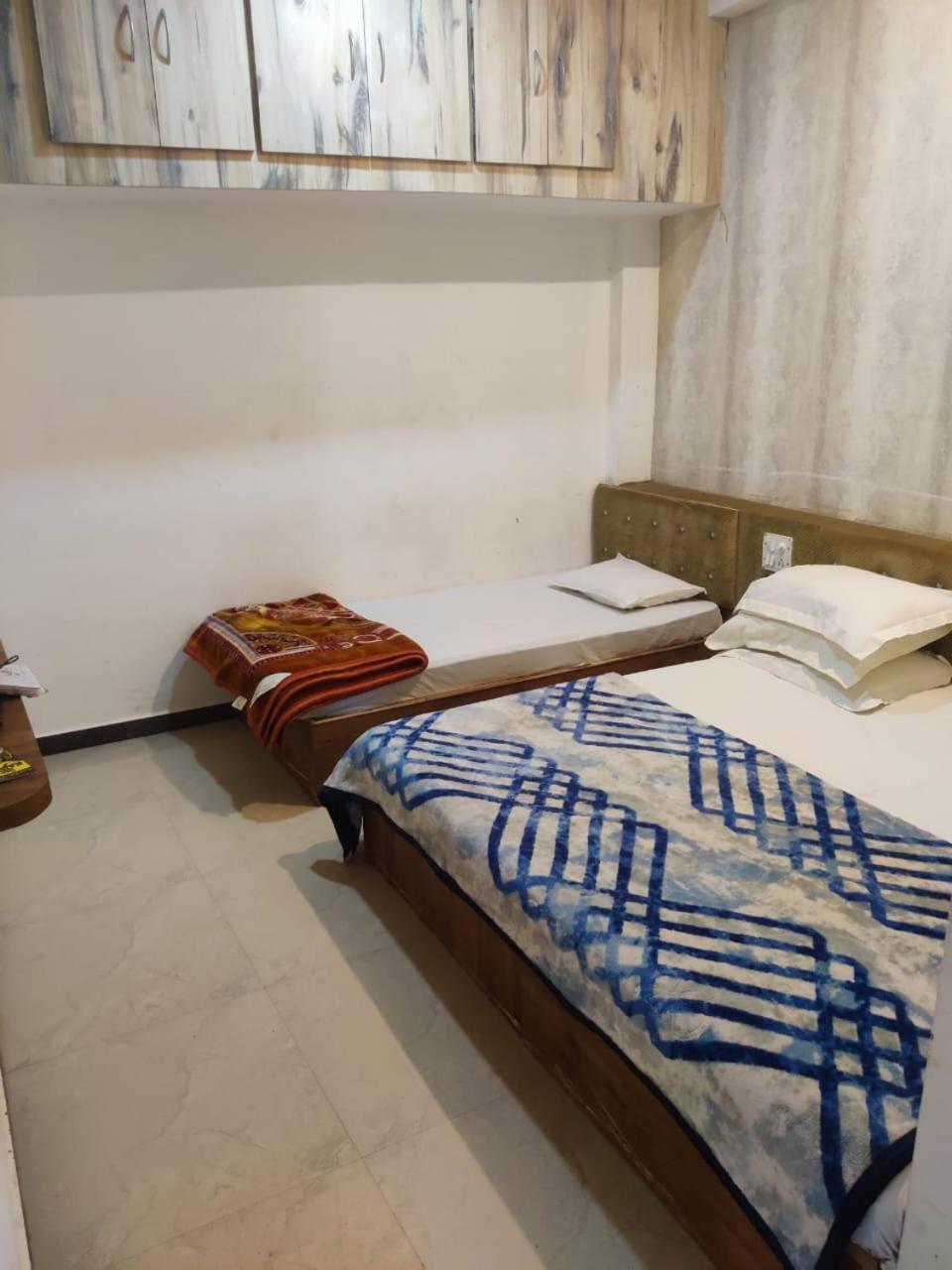 Hotel Amritam Inn Ujjain Buitenkant foto