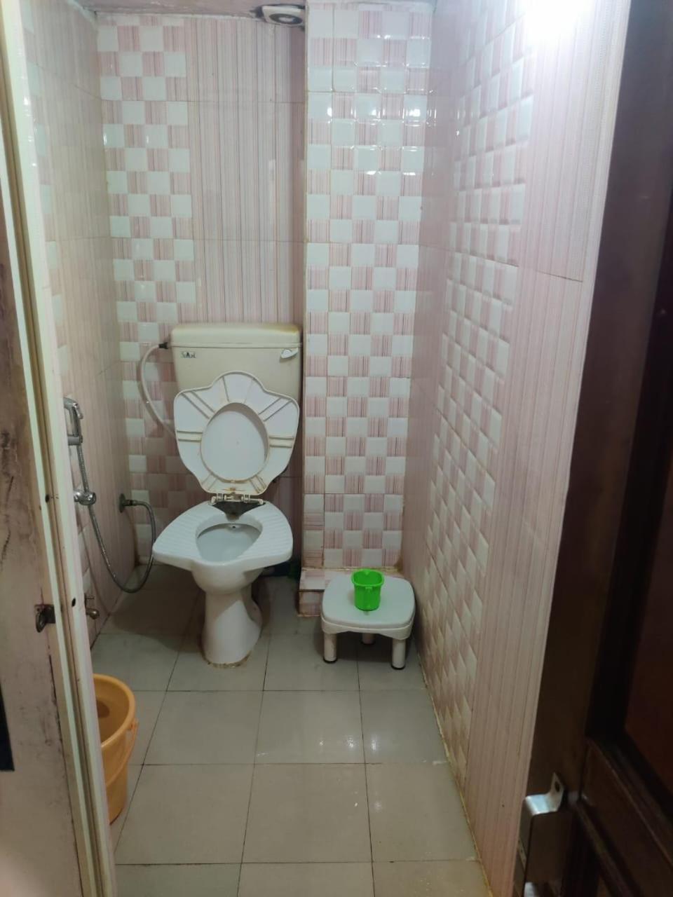 Hotel Amritam Inn Ujjain Buitenkant foto